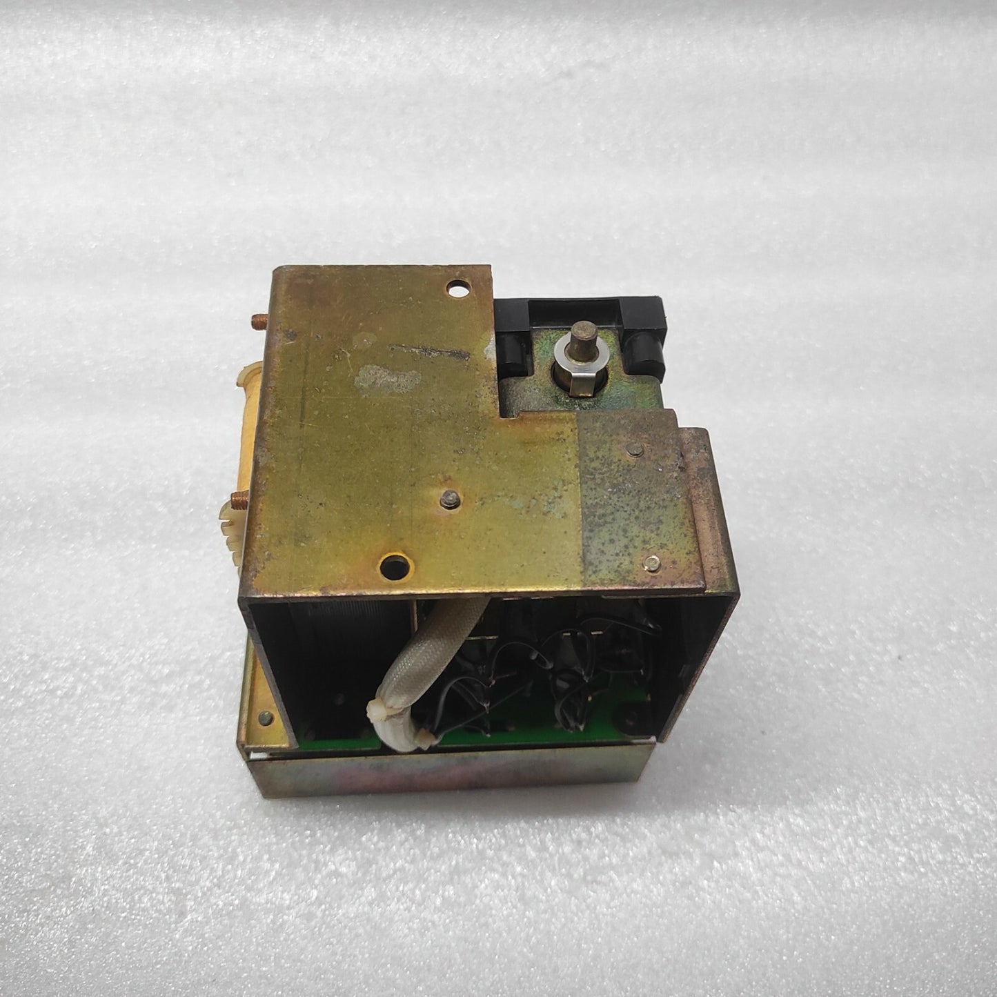 TERASAKI AUT1BD UVT TRIP DEVICE 200-240V