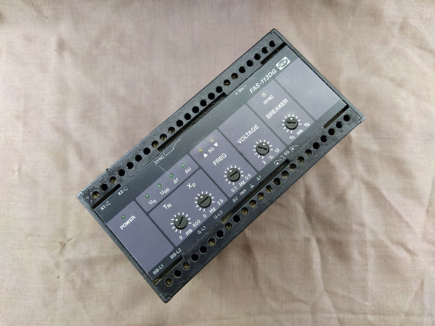 Deif FAS-113DG Synchronisation & Circuit Breaker Closing 100050045.30 FAS1113DG