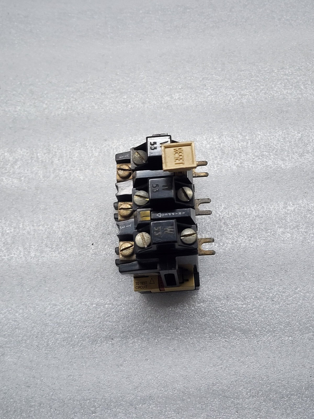 ALLEN BRADLEY CAT 592-BOW16-A OVERLOAD RELAY 120-600V