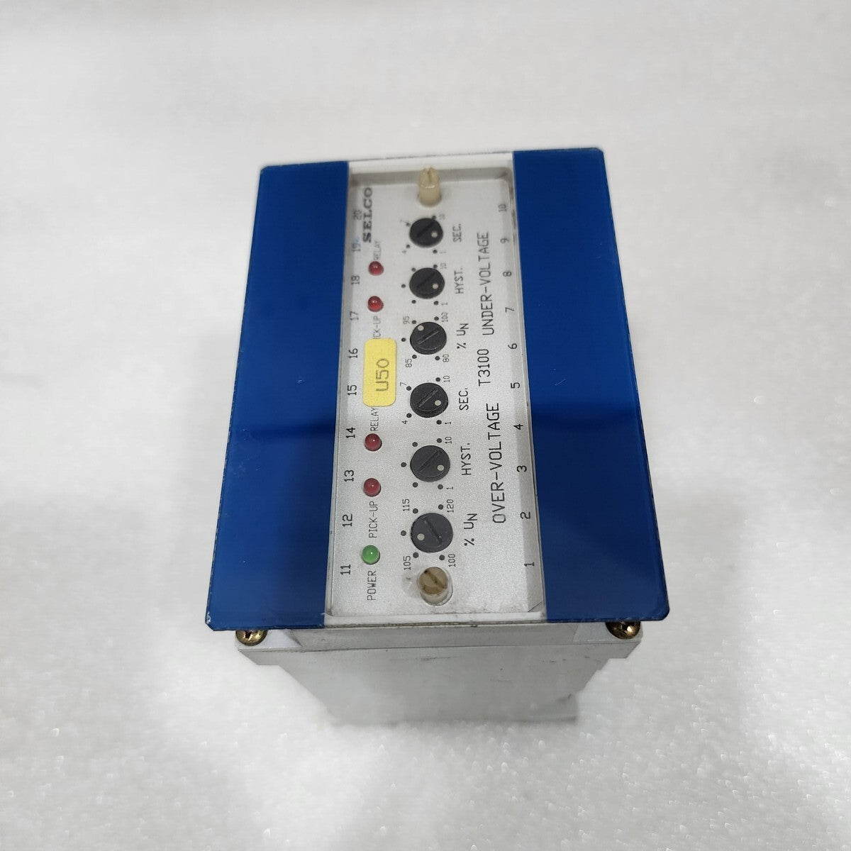 SELCO T3100-01 VOLTAGE RELAY 380-440V