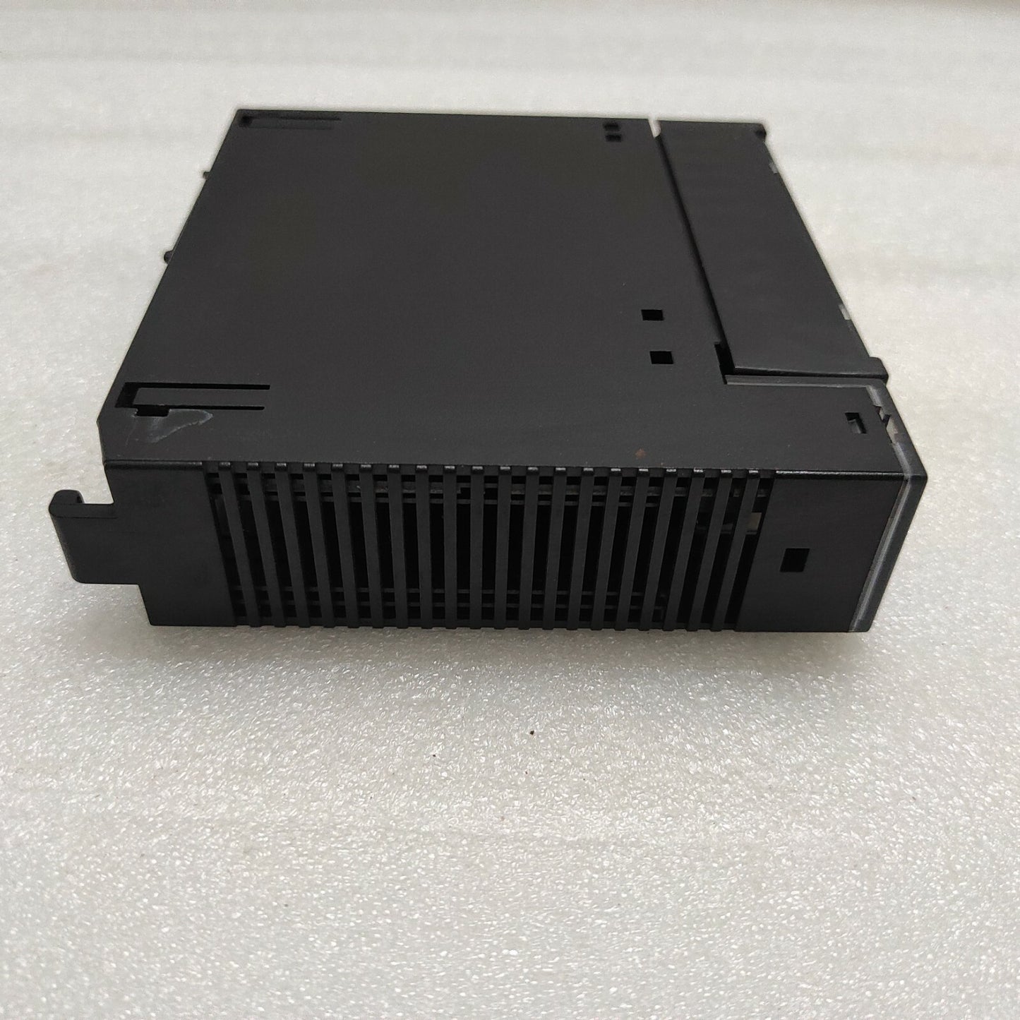 GE FANUC IC693MDL240E INPUT MODULE 120VAC