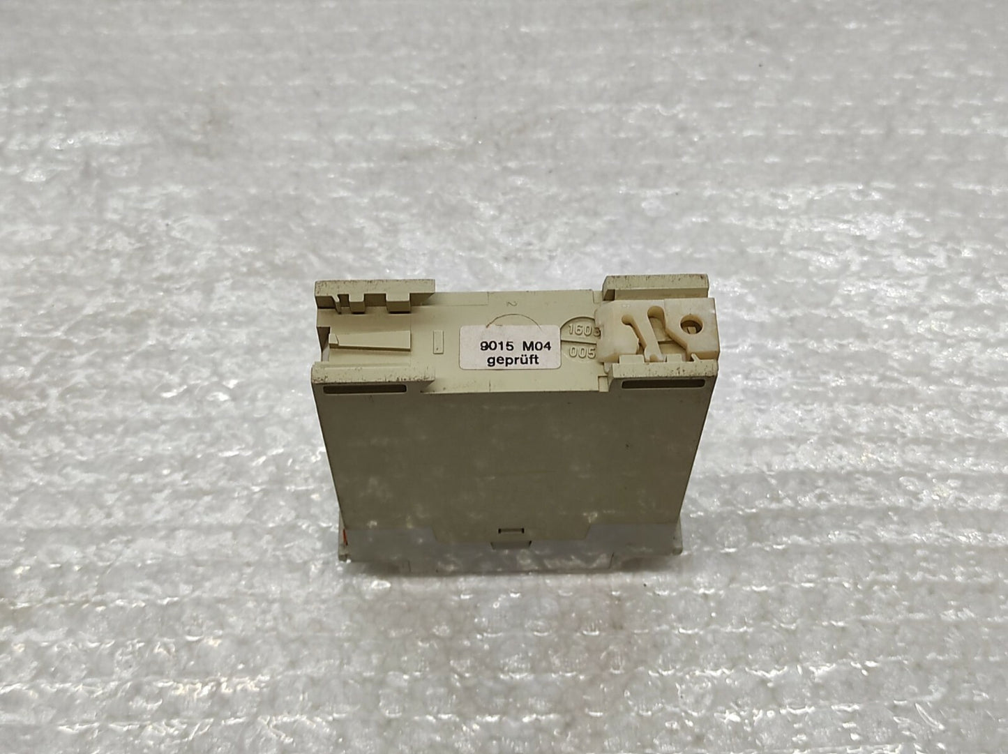 Dold MK 9906.82/024 Time Control Relay 220-240V AC/24V AC-DC MK9906.82/024