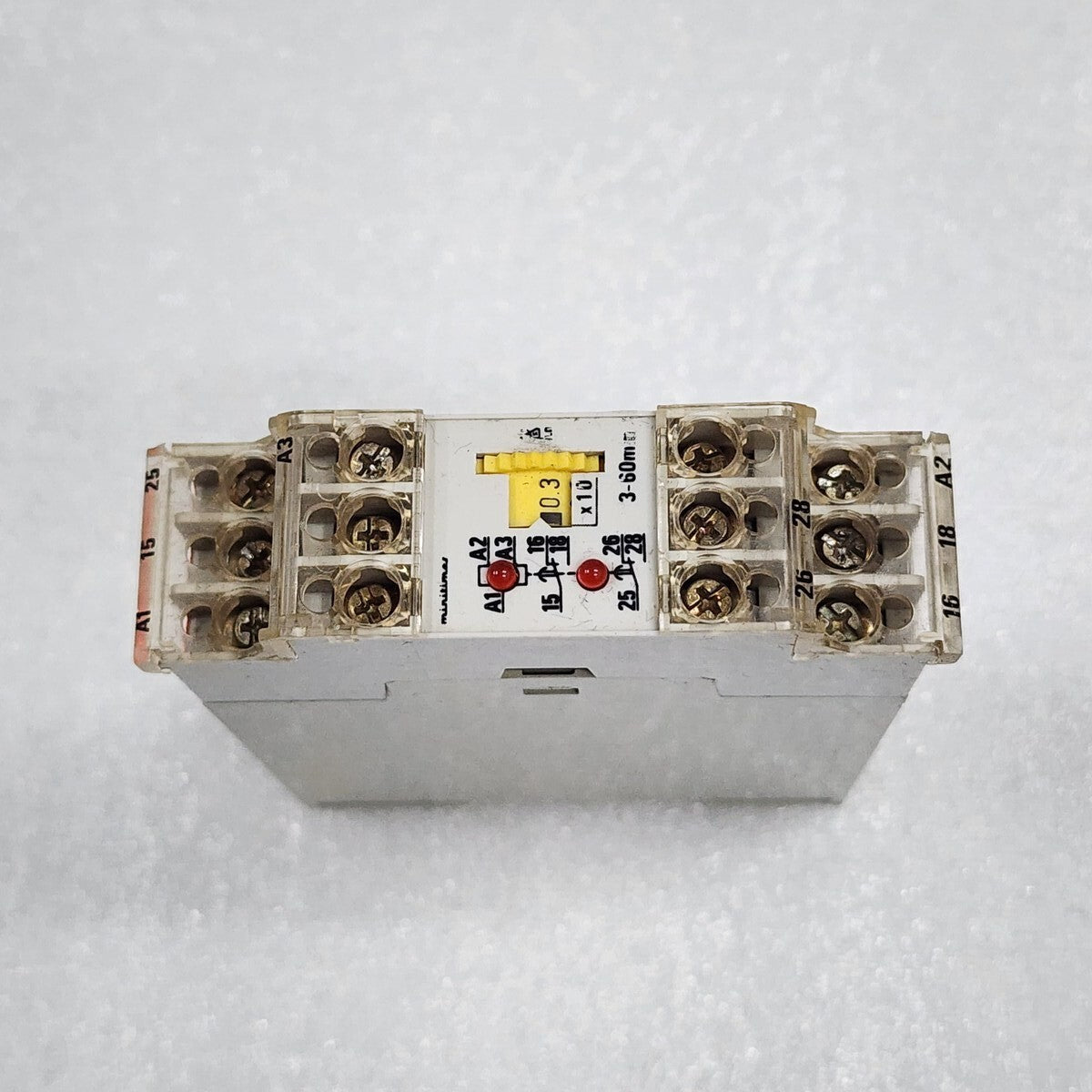 Dold MK 9906.82/024 Time Control Relay 220-240V AC/24V AC-DC MK9906.82/024