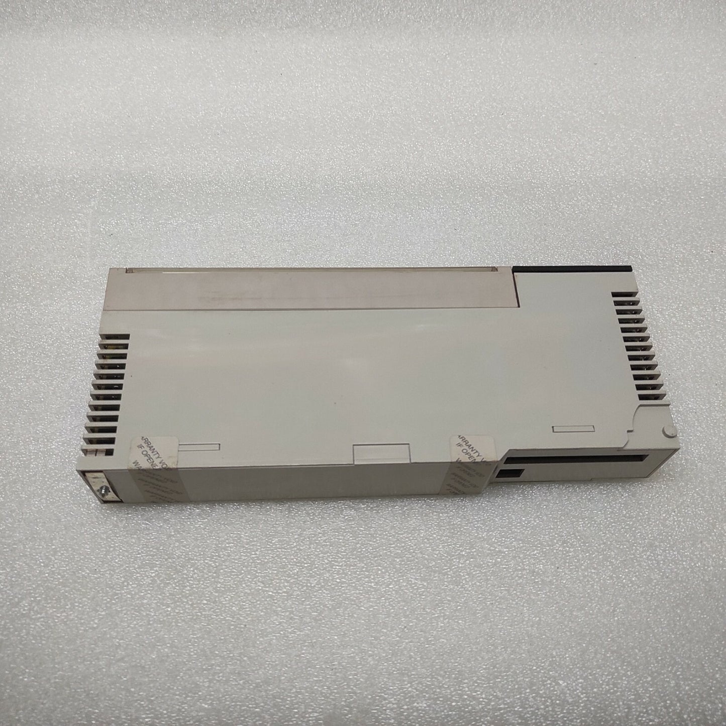 SE 140ACO02000 ANALOG OUTPUT MODULE