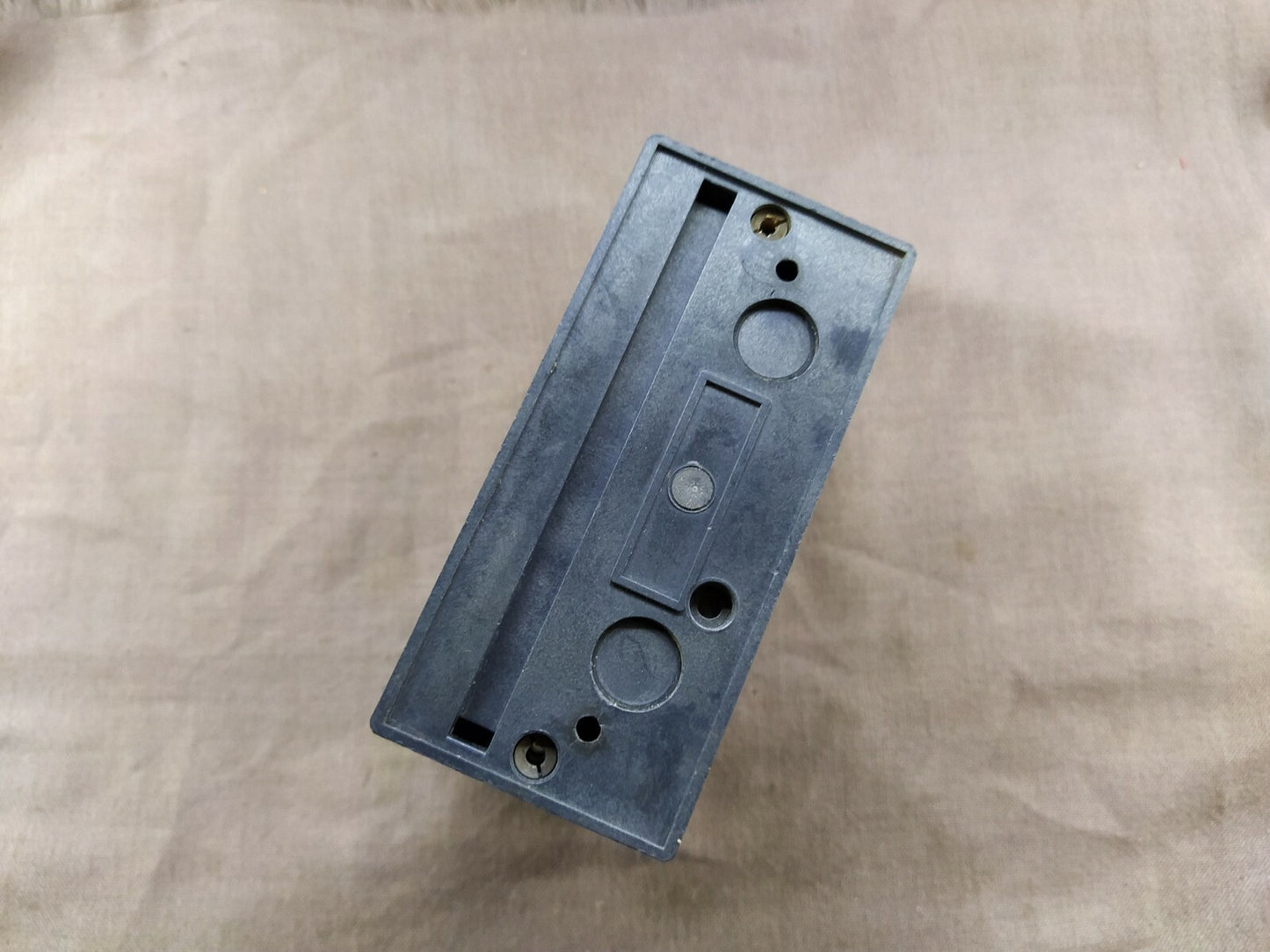 Kriwan Thermal Overload Relay 52A 143 Thermische Uberlastung 220 VAC 52A143