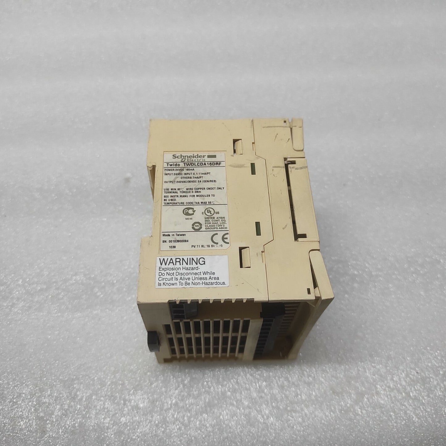 SE TWIDO TWDLCDA16DRF PLC 24VDC