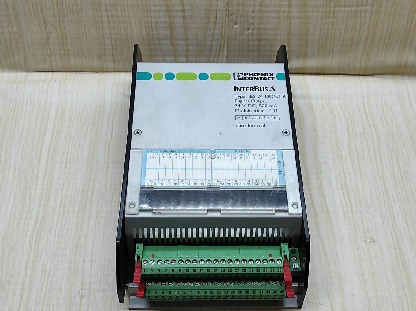 Phoenix Contact INTERBUS-S IBS 24 DO/32-B Digital Output Module 24V DC