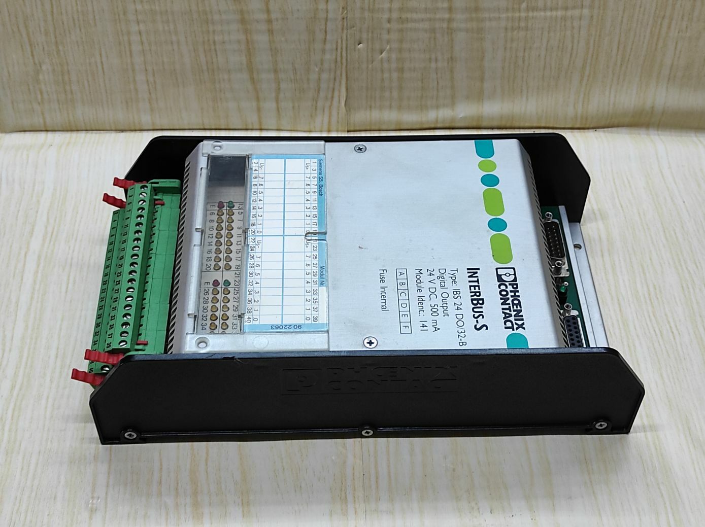 Phoenix Contact INTERBUS-S IBS 24 DO/32-B Digital Output Module 24V DC