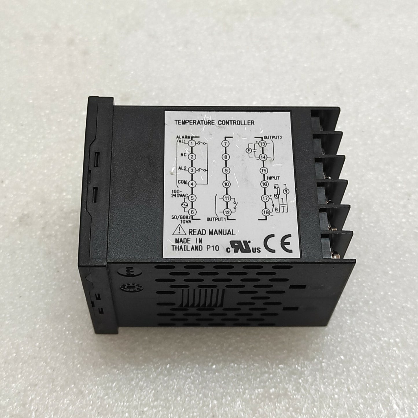 FUJI ELECTRIC PXF4 TEMPERATURE CONTROLLER PXF4AAR2-1VY02-P 100-240V 48X48 MM