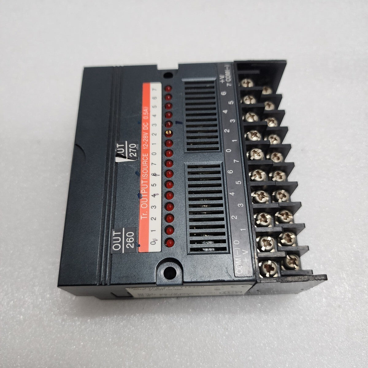 IDEC PFJ-T162CU 16-TRANSISTOR OUTPUT UNIT