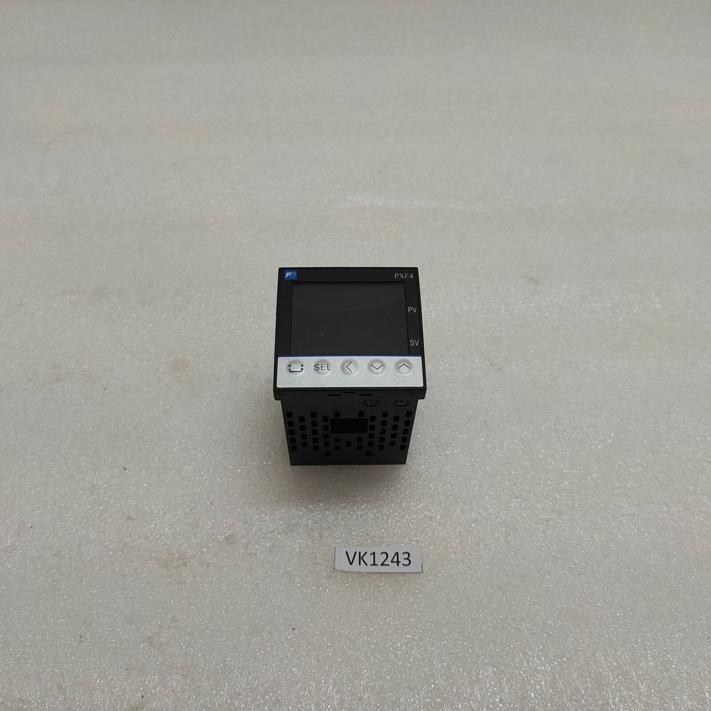 FUJI ELECTRIC PXF4 TEMPERATURE CONTROLLER PXF4AAR2-1VY02-P 100-240V 48X48 MM