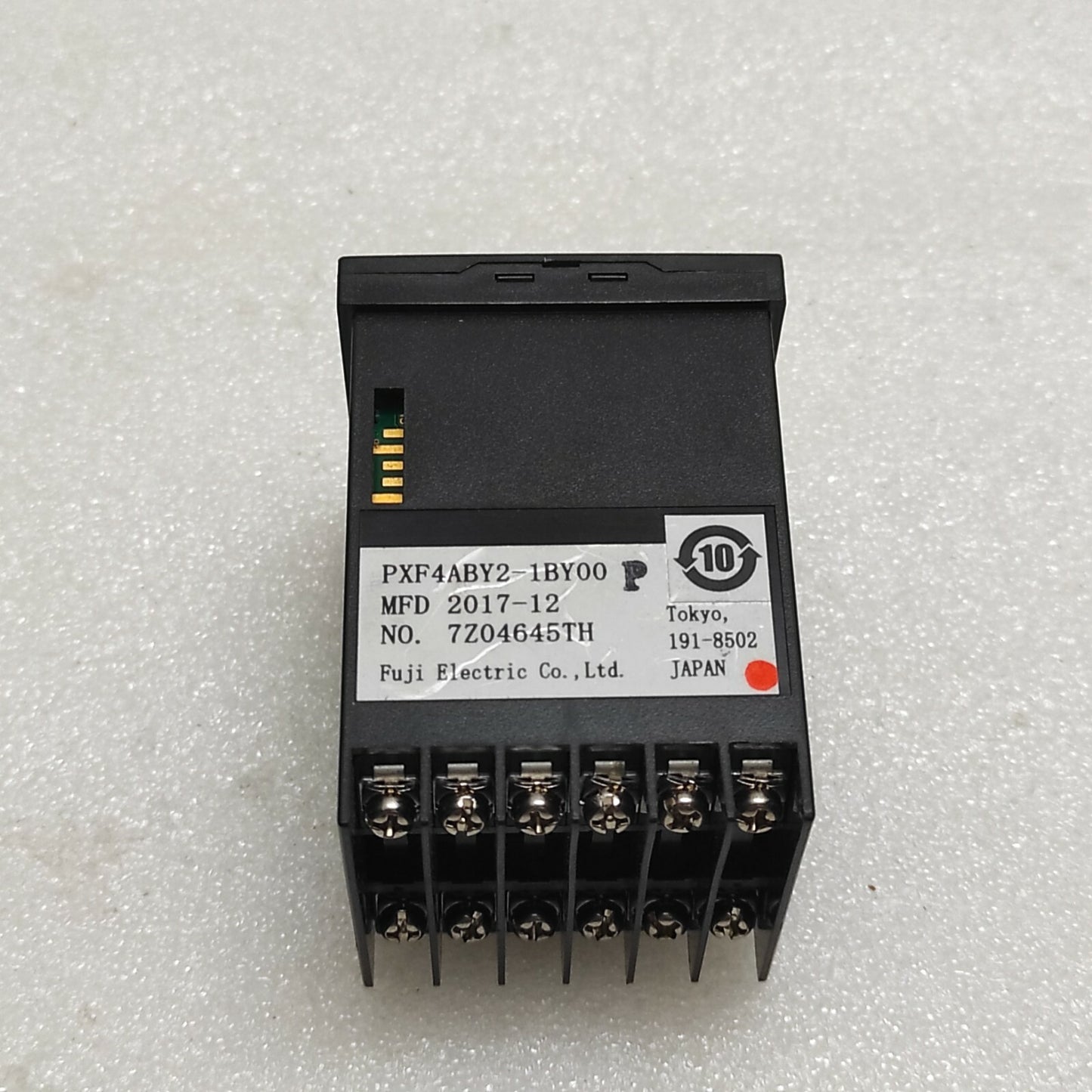 FUJI ELECTRIC PXF4 TEMPERATURE CONTROLLER PXF4ABY2-1BY00-P 100-240V 48X48 MM