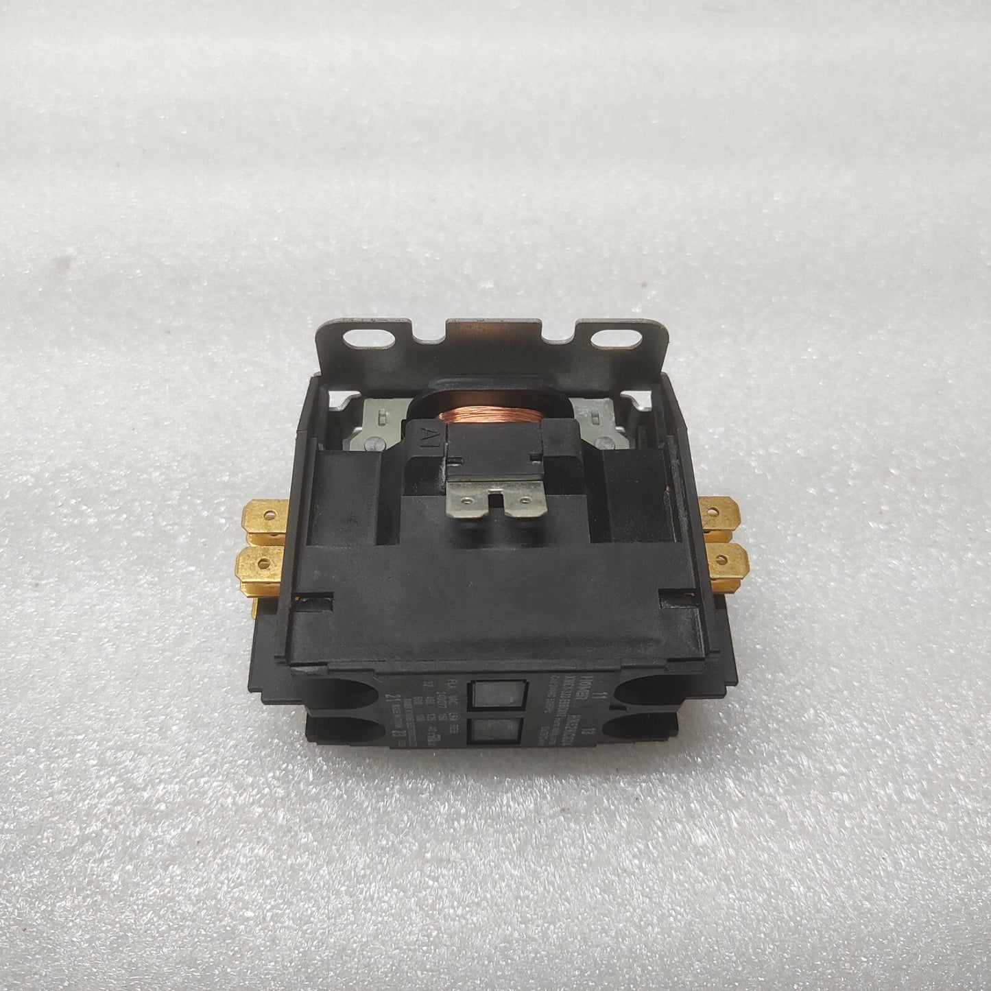 XIAMEN HONGMEI XMC0-322-EBBC012 CONTACTOR HN52KC024 COIL VOLTAGE 24VAC