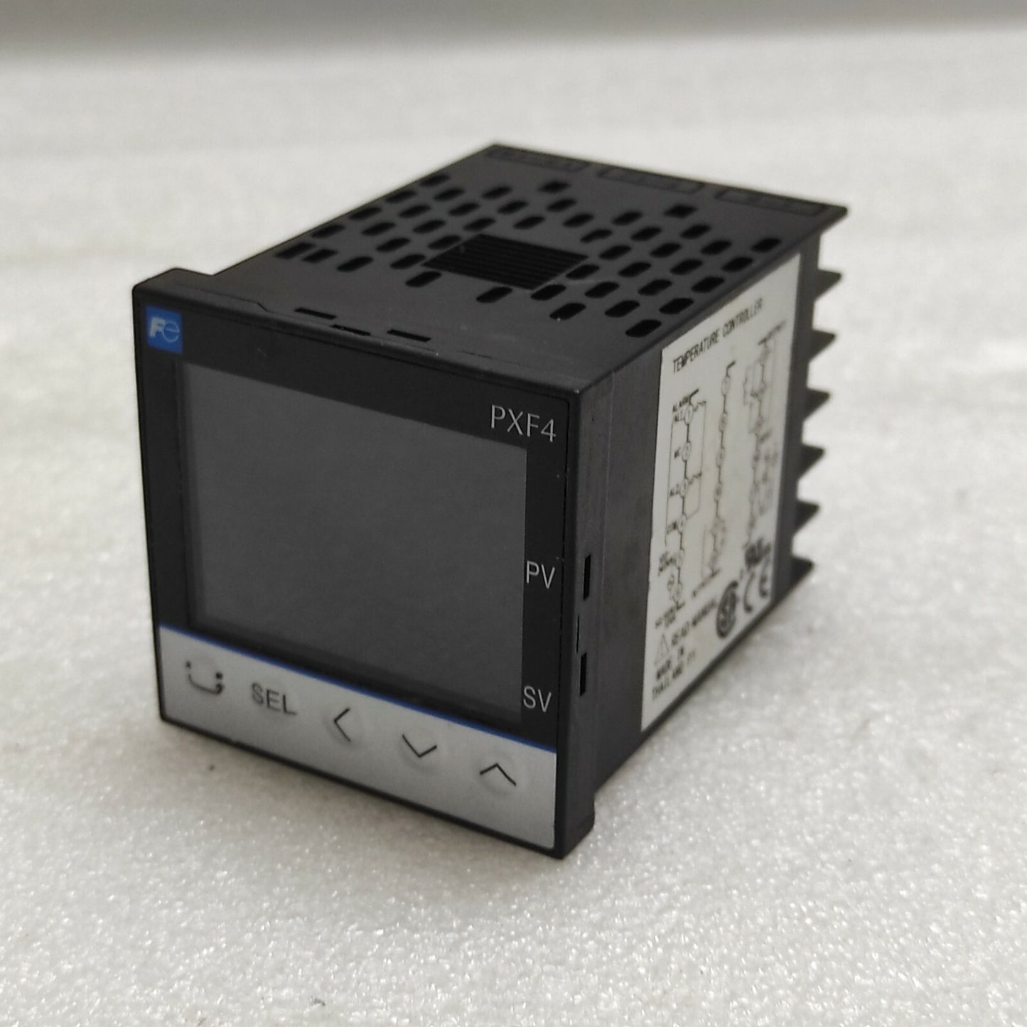 FUJI ELECTRIC PXF4 TEMPERATURE CONTROLLER PXF4AAY2-1V100-P 100-240V 48X48 MM