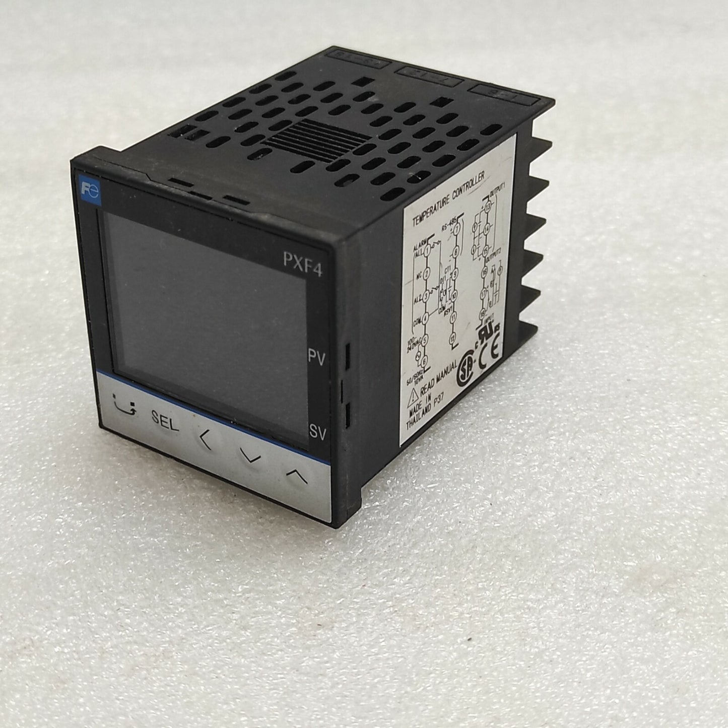 FUJI ELECTRIC PXF4 TEMPERATURE CONTROLLER PXF4AER2-1VS00-P 100-240V 48X48 MM