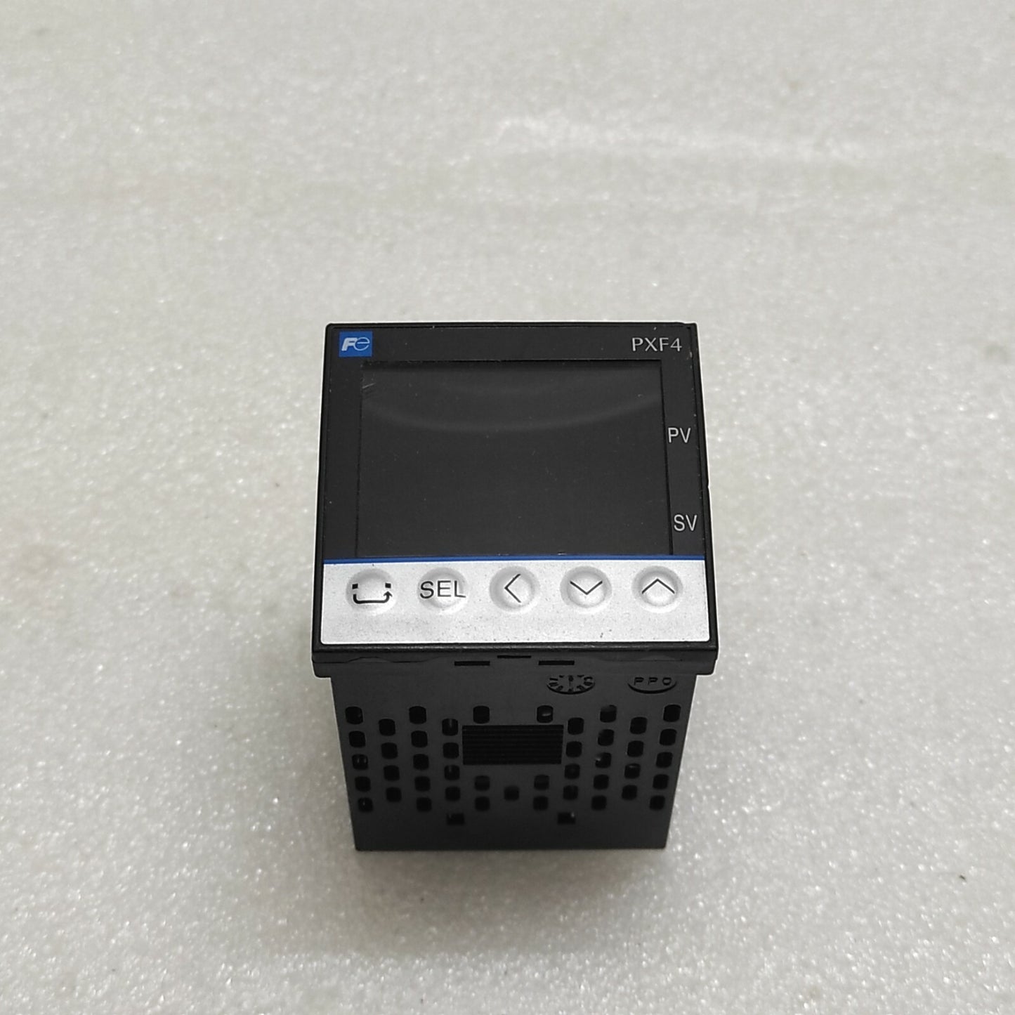 FUJI ELECTRIC PXF4 TEMPERATURE CONTROLLER PXF4AEY2-1V100-P 100-240V 48X48 MM