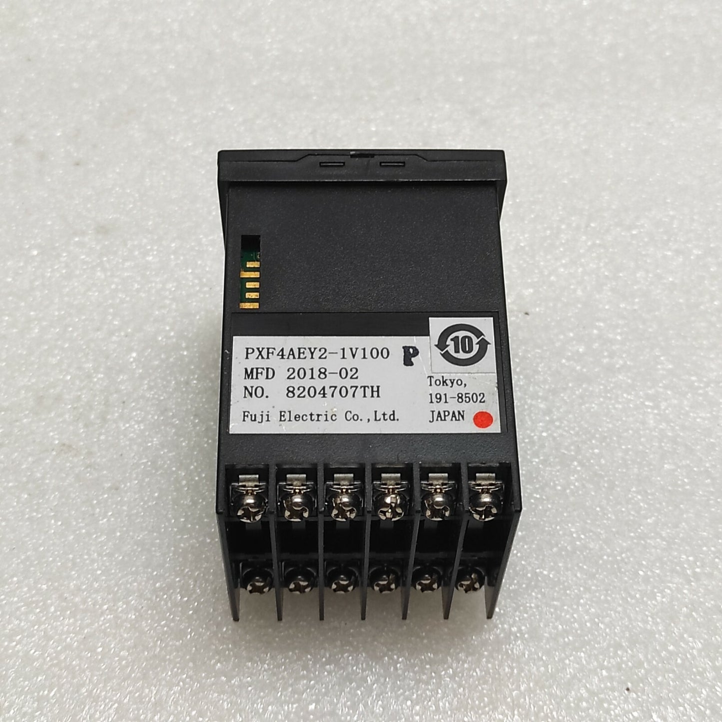 FUJI ELECTRIC PXF4 TEMPERATURE CONTROLLER PXF4AEY2-1V100-P 100-240V 48X48 MM