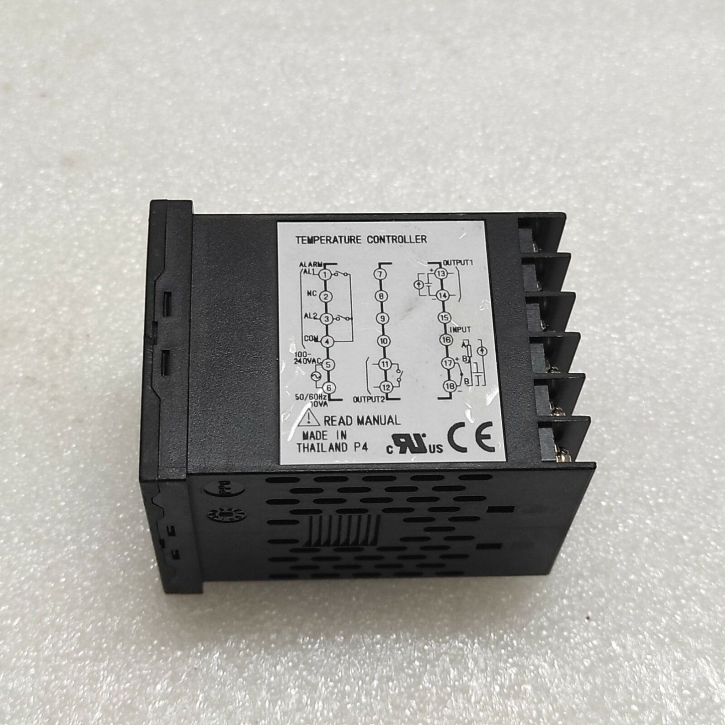 FUJI ELECTRIC PXF4 TEMPERATURE CONTROLLER PXF4AEY2-1V100-P 100-240V 48X48 MM