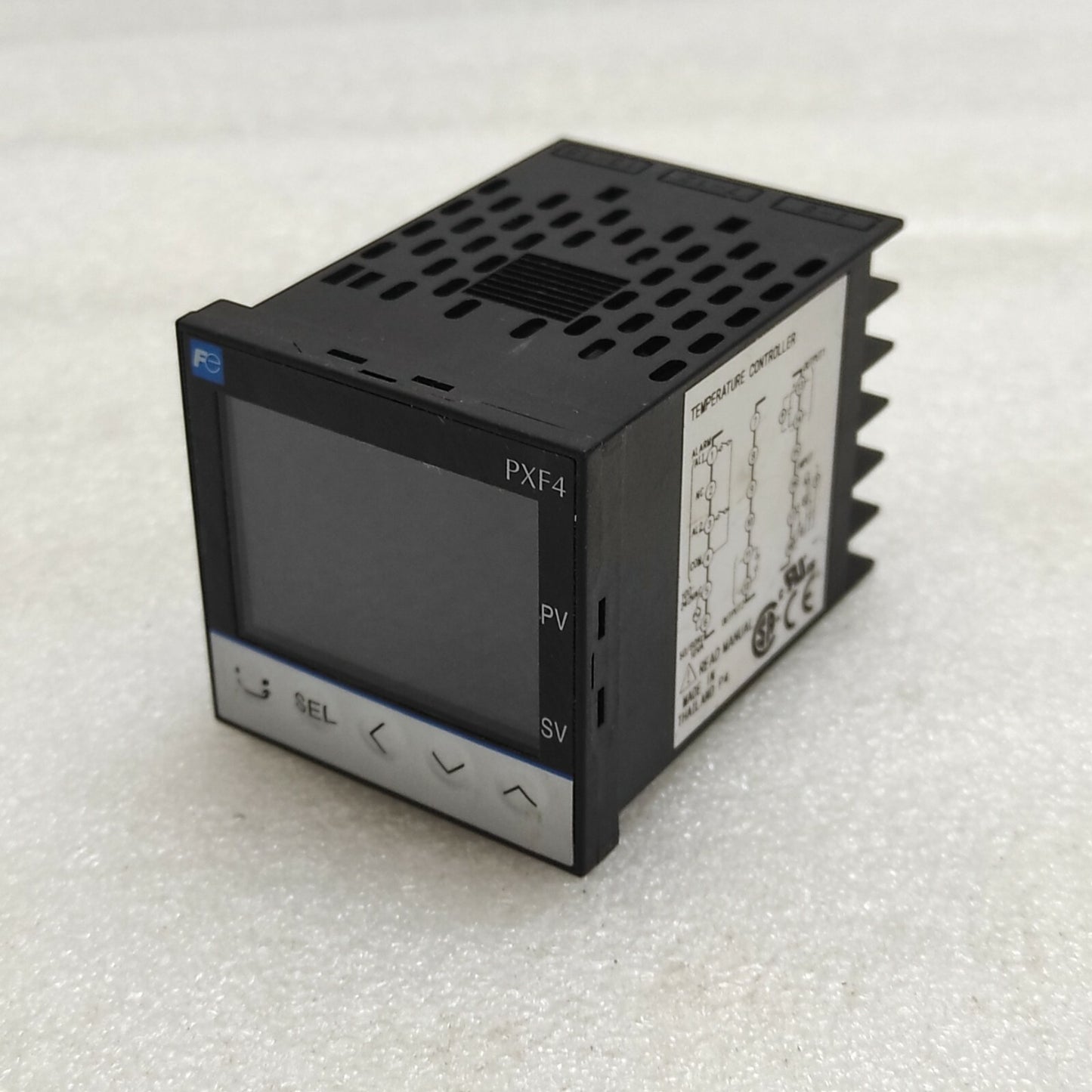 FUJI ELECTRIC PXF4 TEMPERATURE CONTROLLER PXF4ACY2-FVY0T 100-240V 48X48 MM