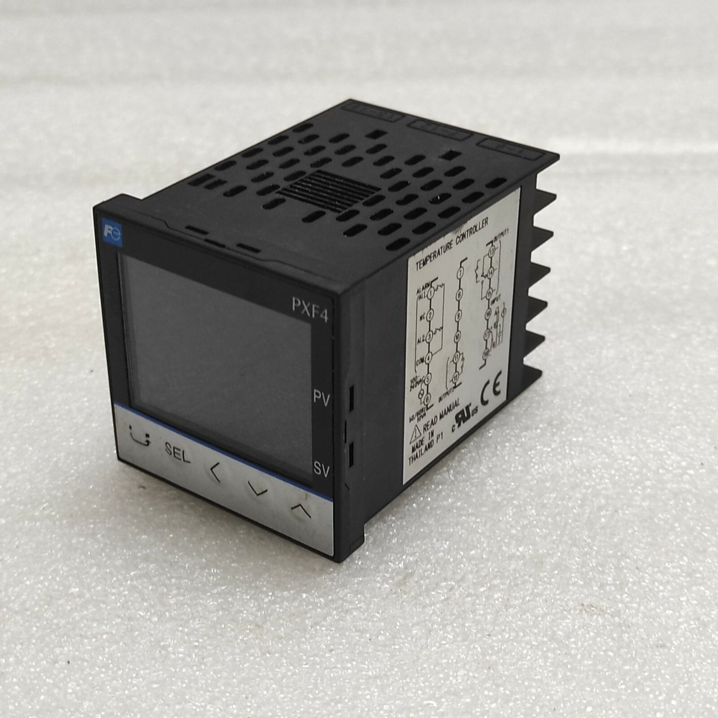 FUJI ELECTRIC PXF4 TEMPERATURE CONTROLLER PXF4ABA2-FVY00-P 100-240V 48X48 MM