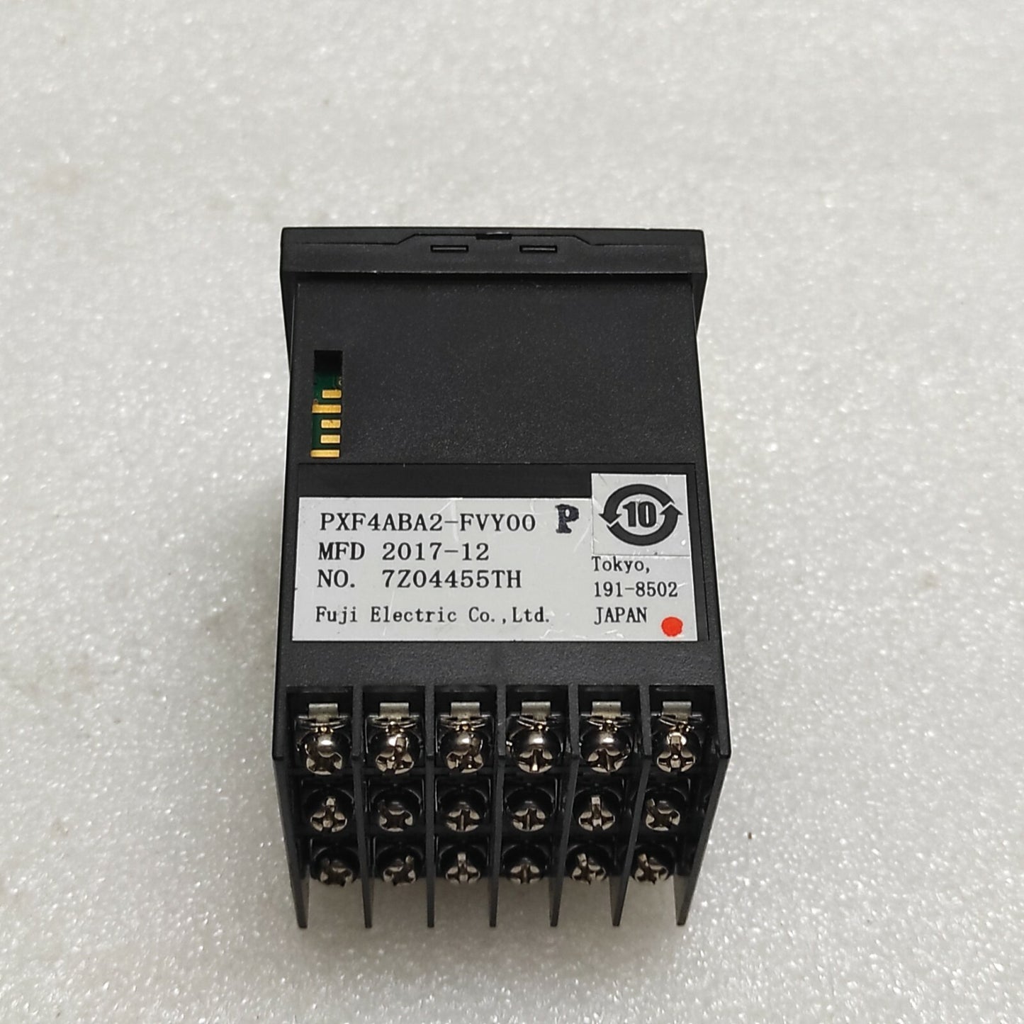 FUJI ELECTRIC PXF4 TEMPERATURE CONTROLLER PXF4ABA2-FVY00-P 100-240V 48X48 MM