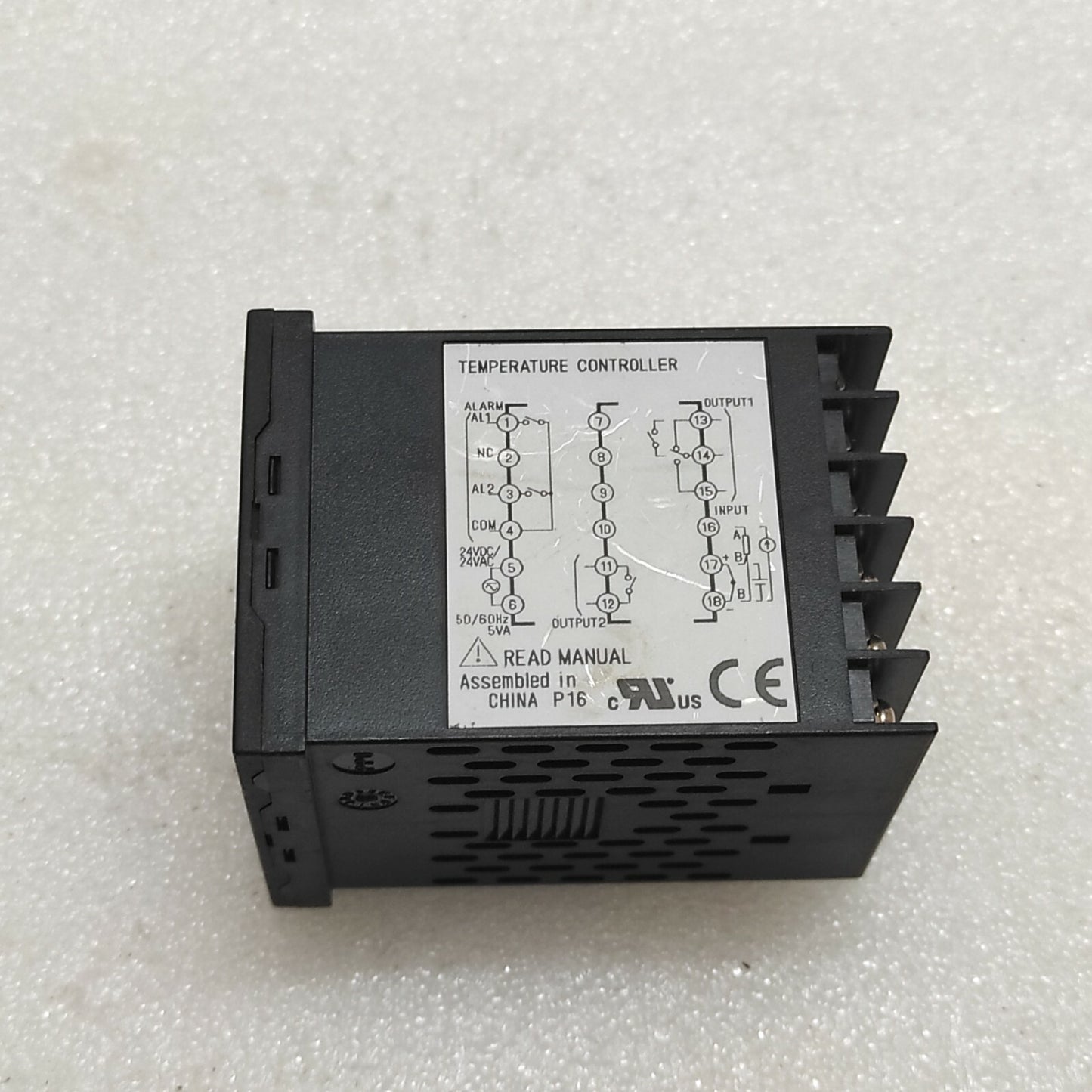 FUJI ELECTRIC PXF4 TEMPERATURE CONTROLLER PXF4ABY2-1BY00 24VDC/AC