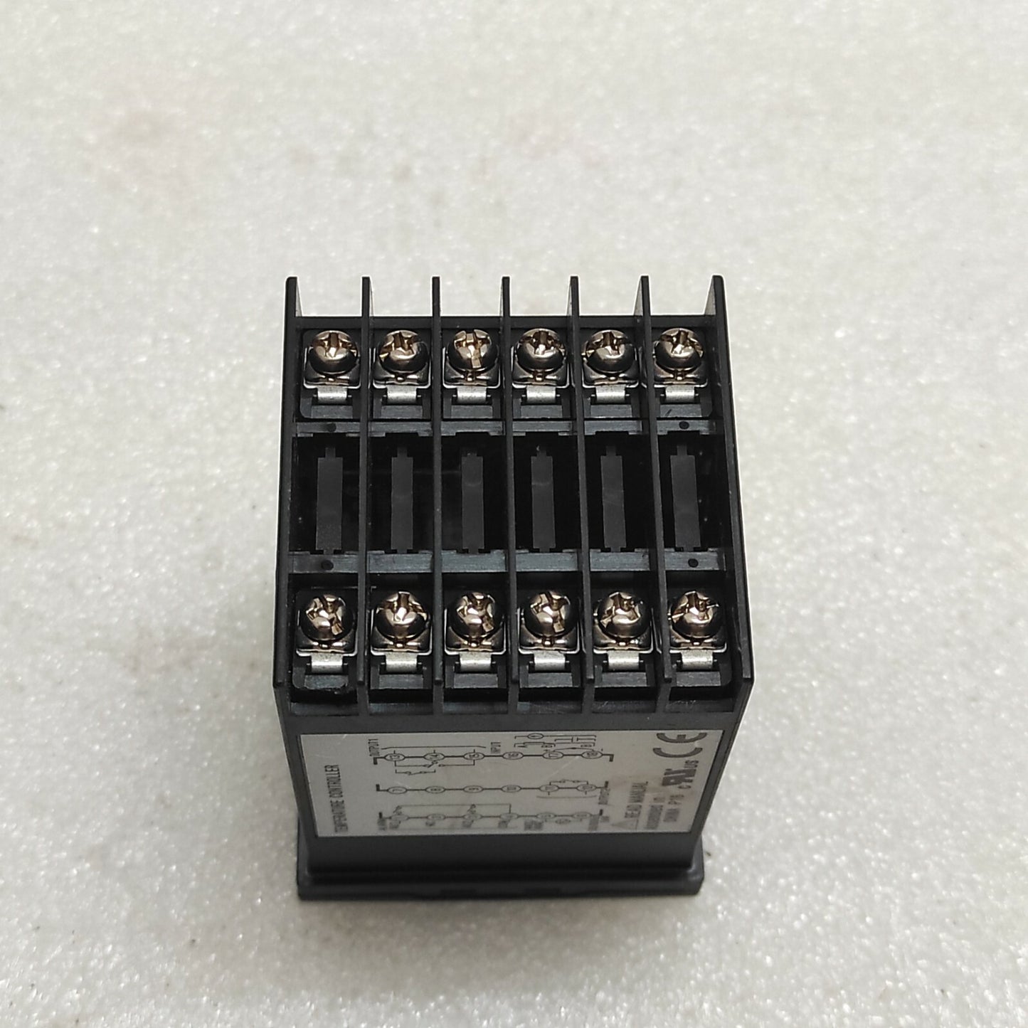 FUJI ELECTRIC PXF4 TEMPERATURE CONTROLLER PXF4ABY2-1BY00 24VDC/AC