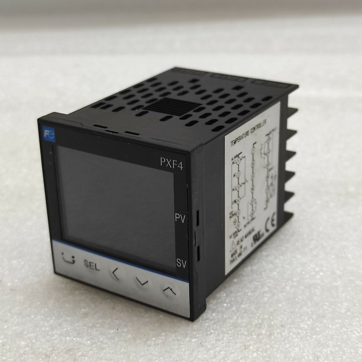 FUJI ELECTRIC PXF4 TEMPERATURE CONTROLLER PXF4ABY2-FVY00-P 100-240V 48X48MM