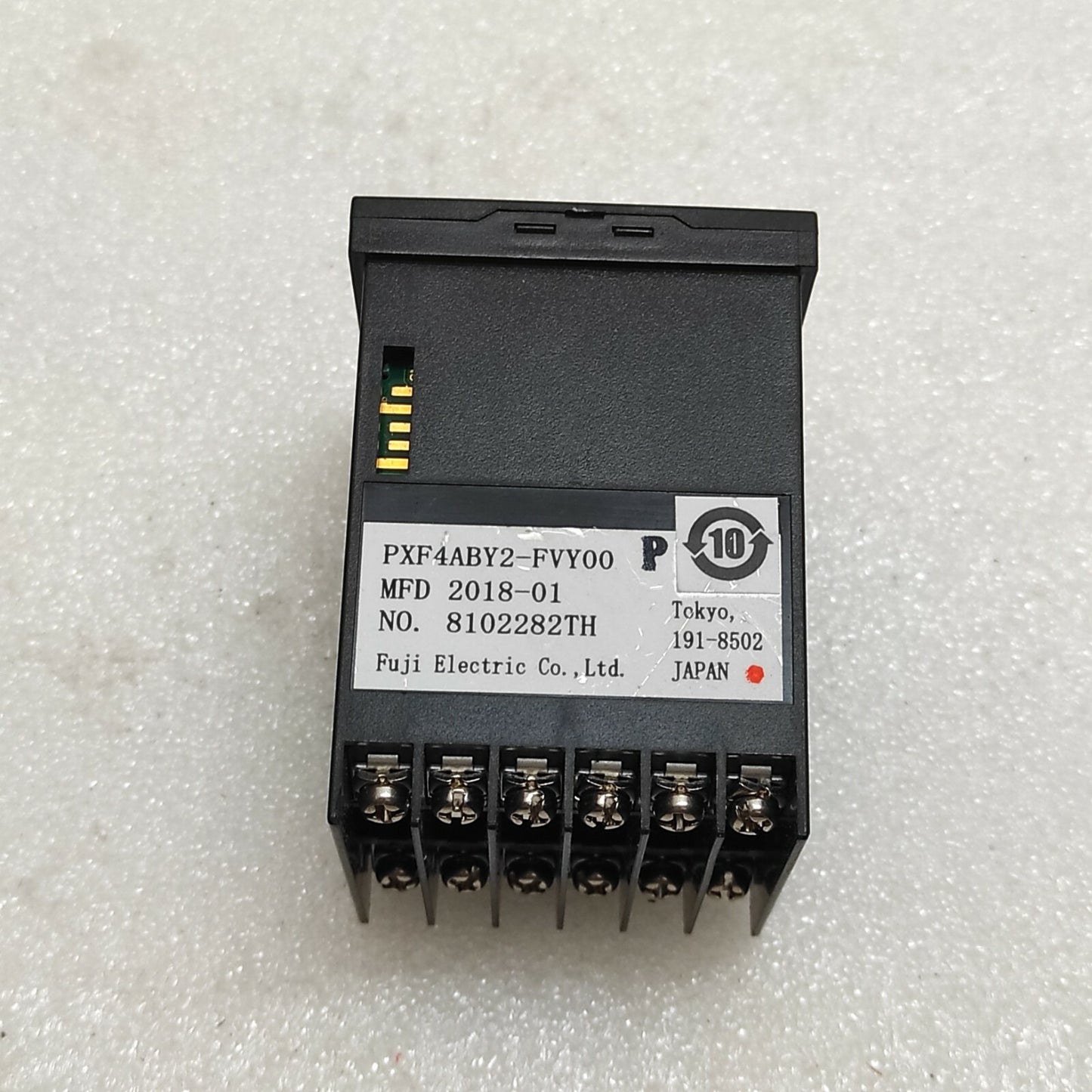 FUJI ELECTRIC PXF4 TEMPERATURE CONTROLLER PXF4ABY2-FVY00-P 100-240V 48X48MM