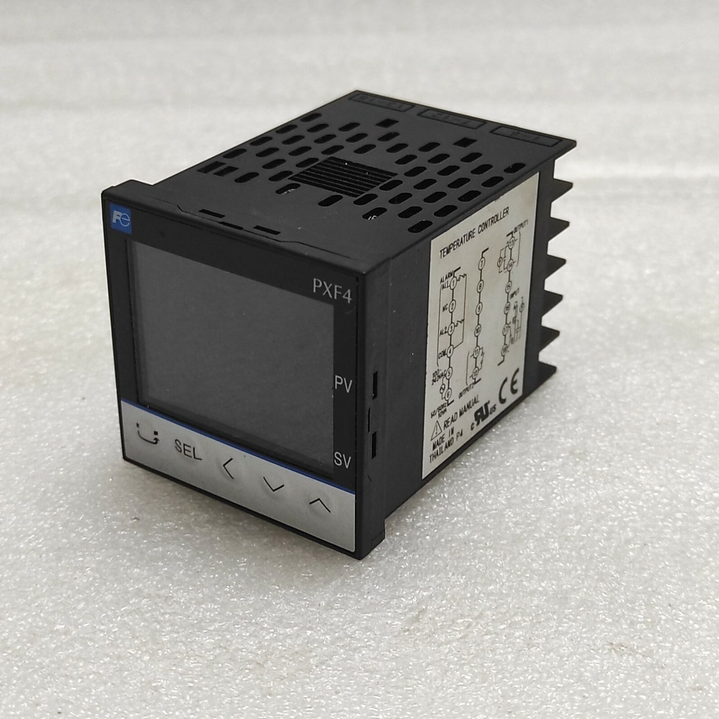 FUJI ELECTRIC PXF4 TEMPERATURE CONTROLLER PXF4AEA2-1VY00-P 100-240V 48X48 MM