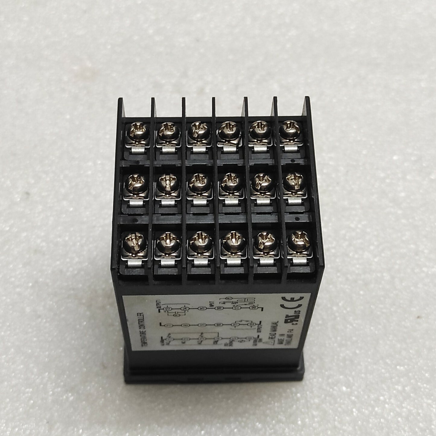 FUJI ELECTRIC PXF4 TEMPERATURE CONTROLLER PXF4AEA2-1VY00-P 100-240V 48X48 MM