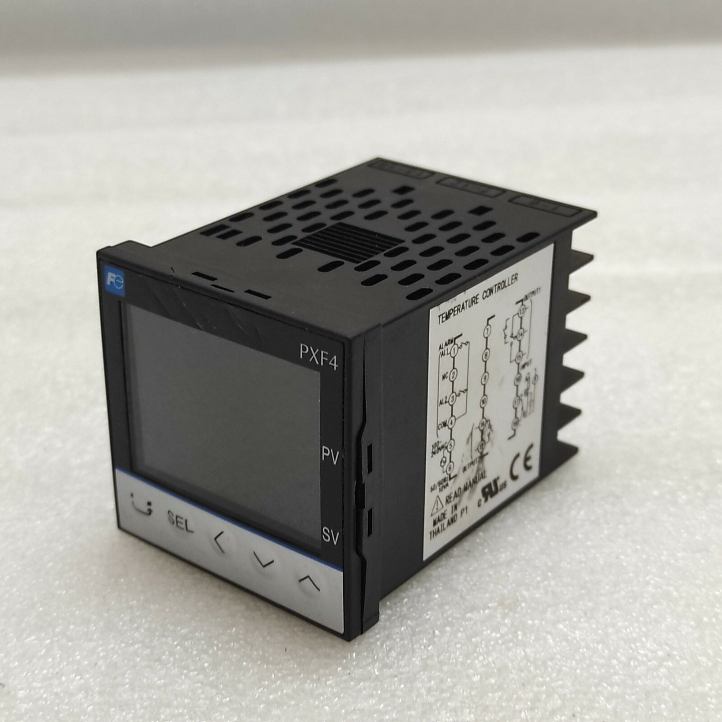FUJI ELECTRIC PXF4 TEMPERATURE CONTROLLER PXF4AAY2-1VY00-P 100-240V 48X48 MM