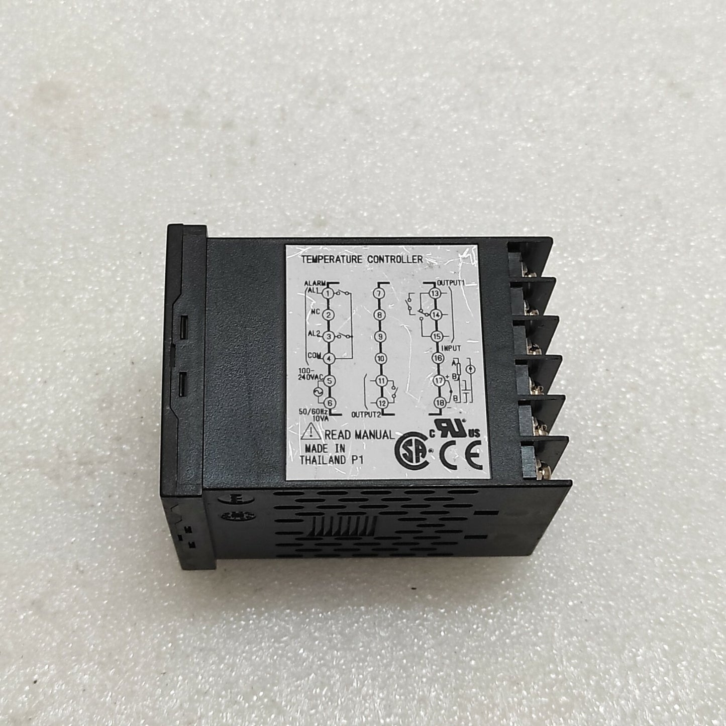 FUJI ELECTRIC PXF4 TEMPERATURE CONTROLLER PXF4ABA2-FV100-P 100-240V 48X48 MM