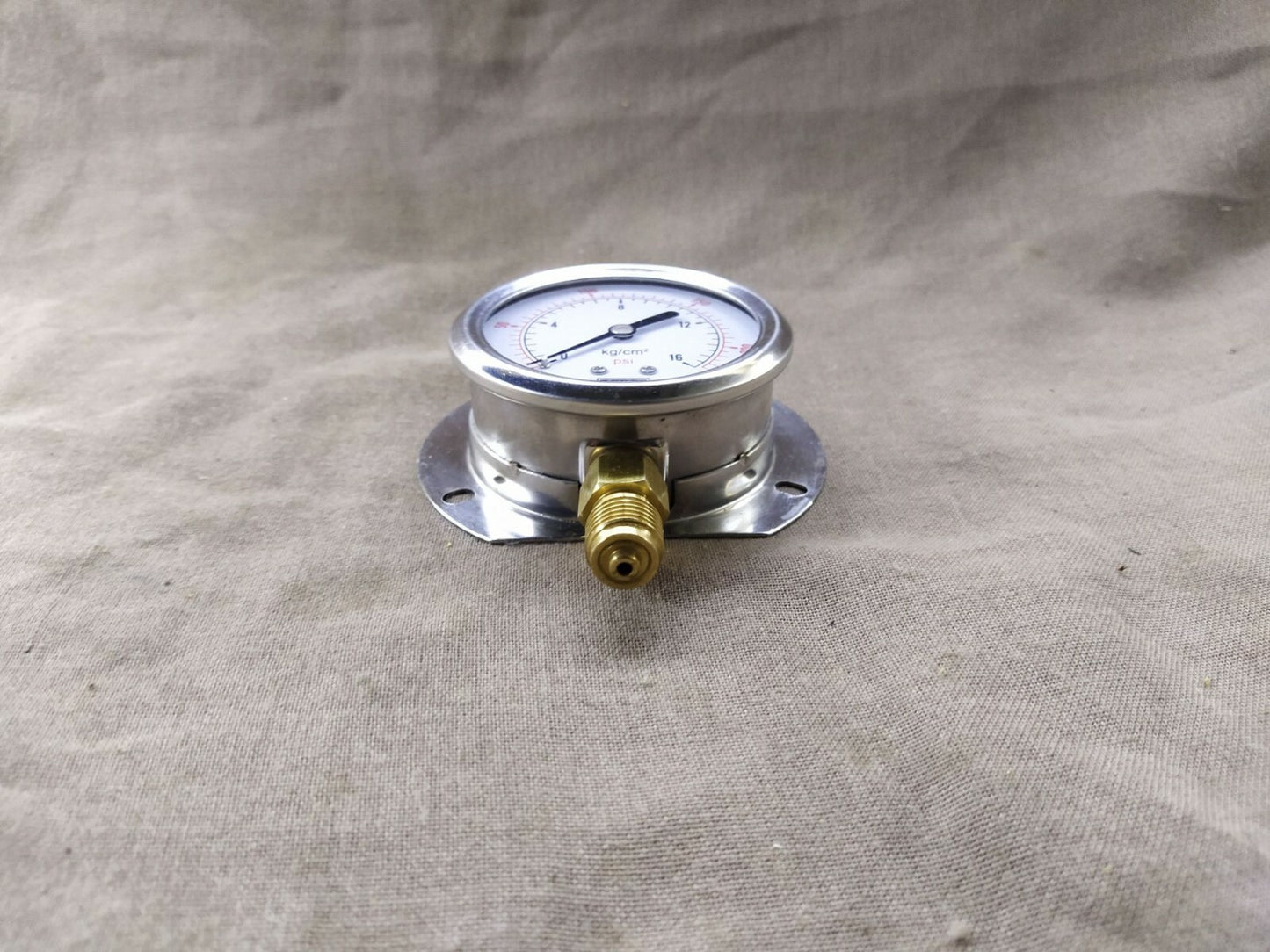 WIKA Pressure Gauge 16 KG/CM2 // 250 PSI