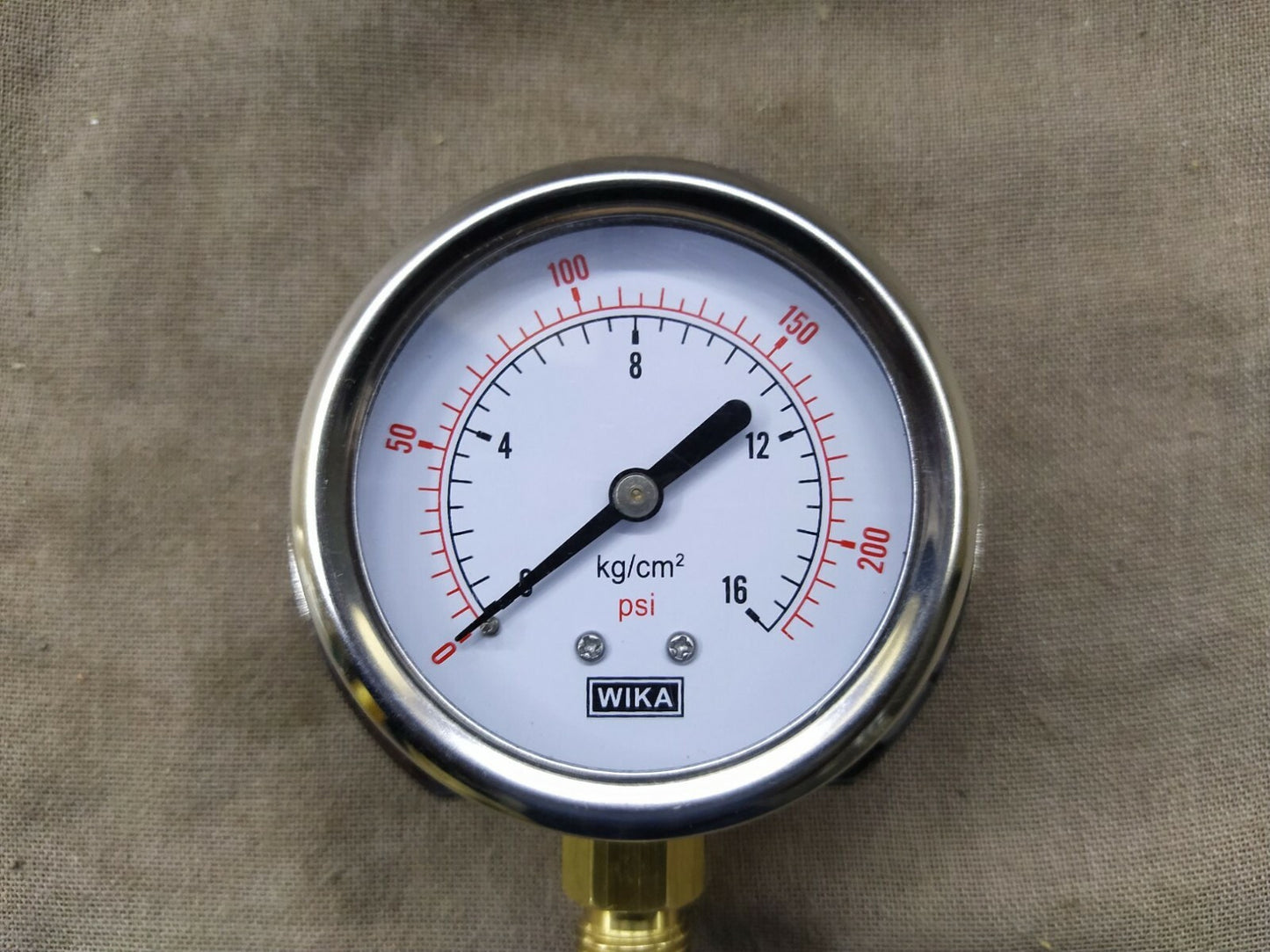 WIKA Pressure Gauge 16 KG/CM2 // 250 PSI