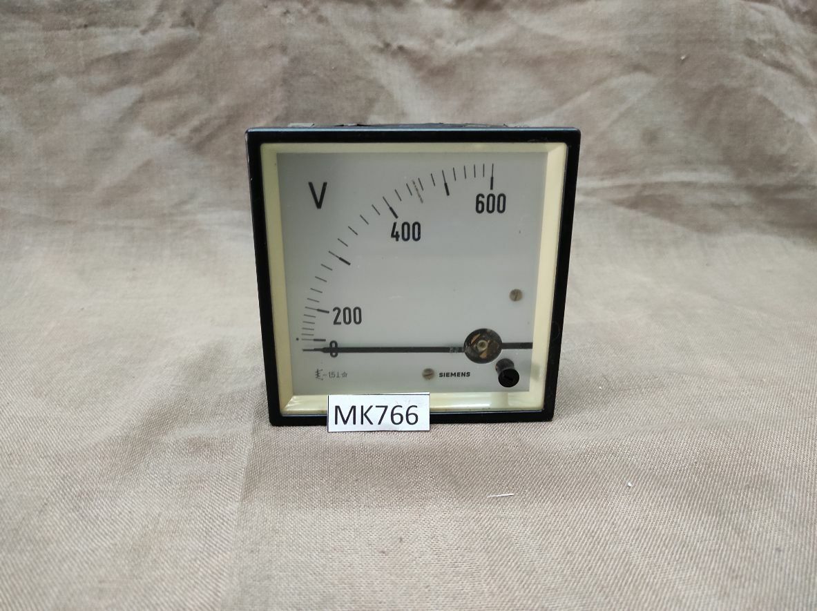 SIEMENS VOLTMETER 0-600V