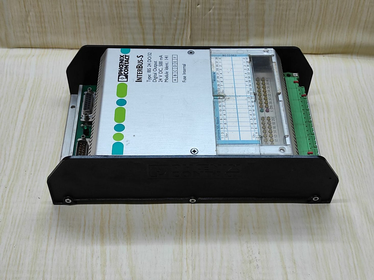 Phoenix Contact INTERBUS-S IBS 24 DO/32 Digital Output Module 24V DC 2784052