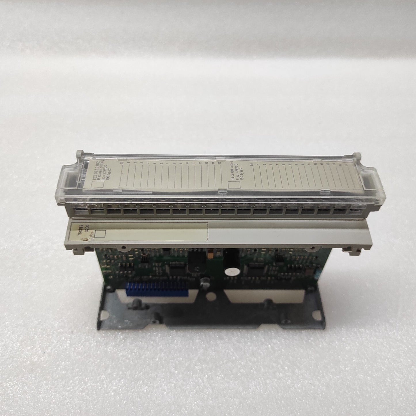 SE TSXDEZ32D2 32I 24VDC