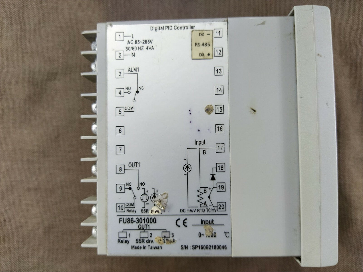 Taie FU86 Digital PID Controller FU86-301000