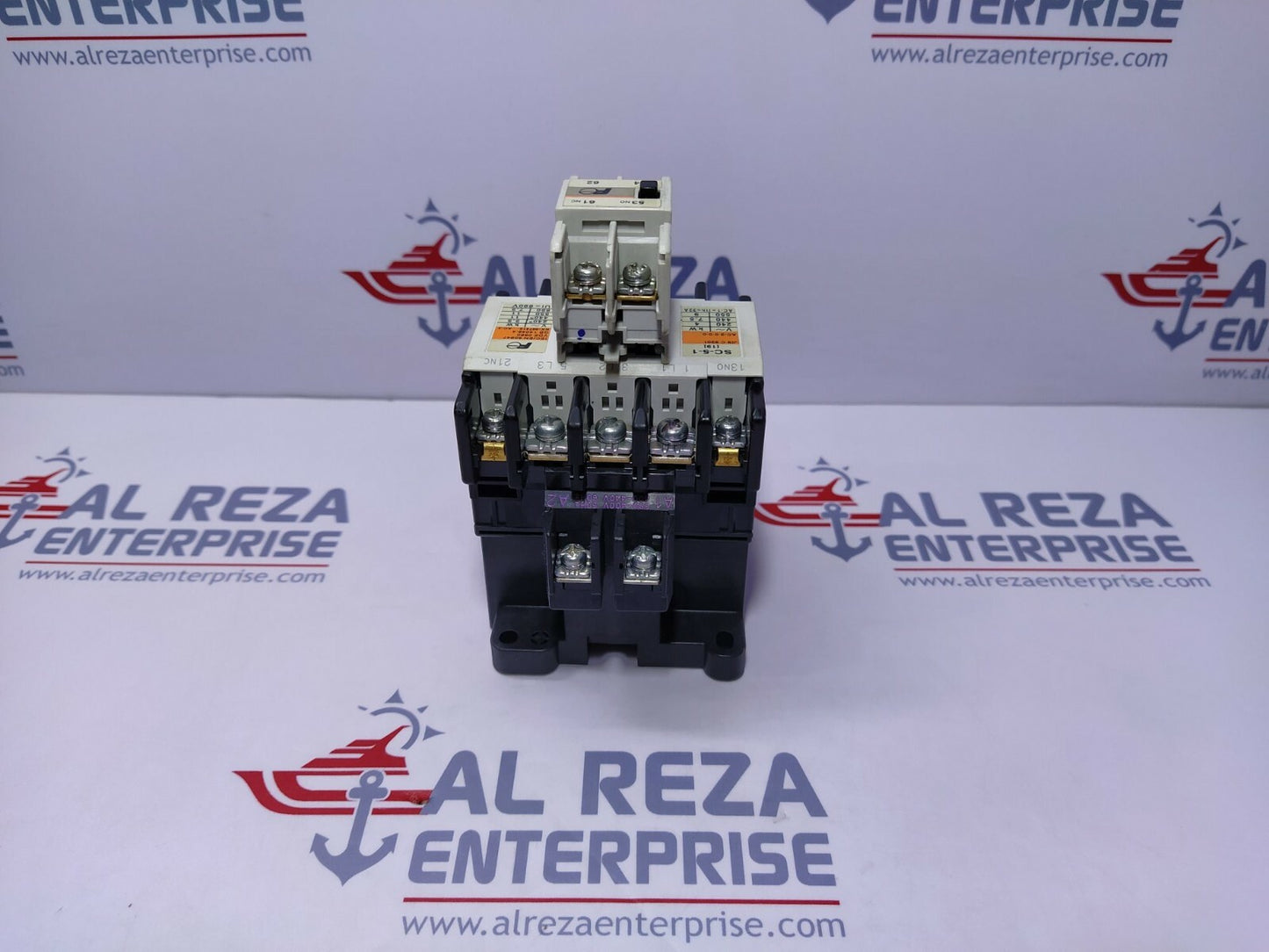 Fuji SC-5-1 (19) Magnetic Contactor 32A Coil 400-440V 4NC0H0-11 Aux Relay SZ-A11