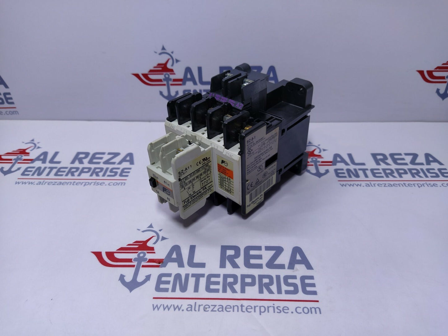 Fuji SC-5-1 (19) Magnetic Contactor 32A Coil 400-440V 4NC0H0-11 Aux Relay SZ-A11