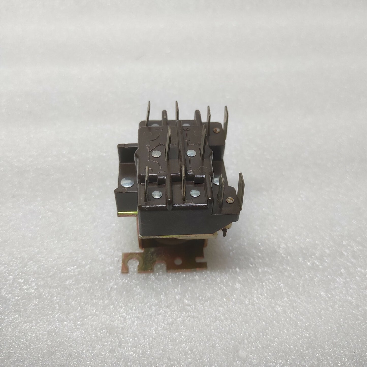 MARS 90340 FURNAS RELAY 9100Y233Q00 COIL VOLTAGE 24V