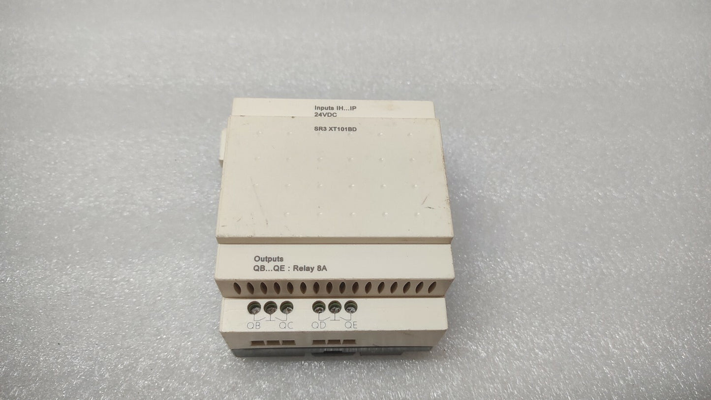 SE ZELIO SR3 XT101BD LOGIC RELAY 88960221 SR3XT101BD