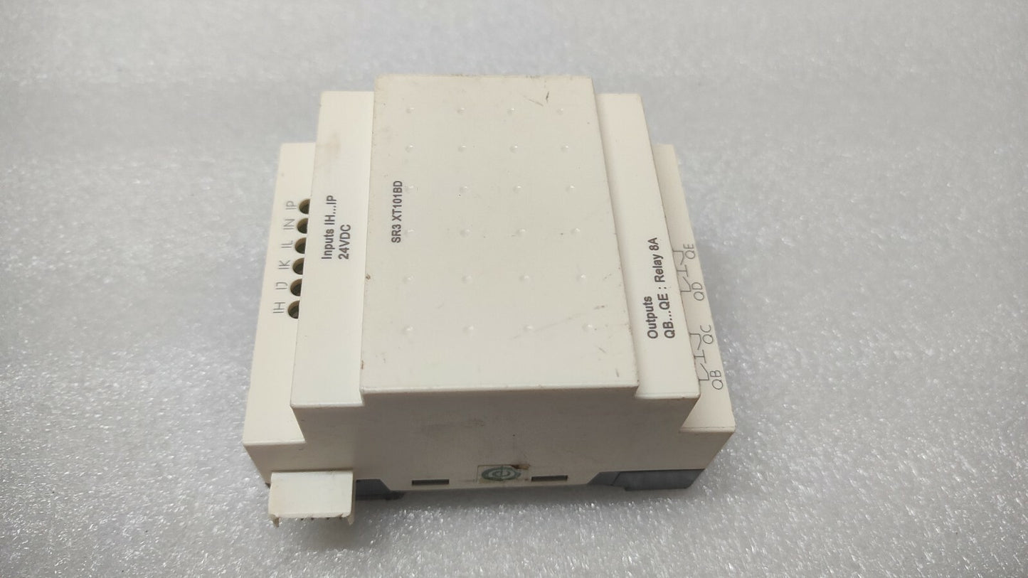 SE ZELIO SR3 XT101BD LOGIC RELAY 88960221 SR3XT101BD