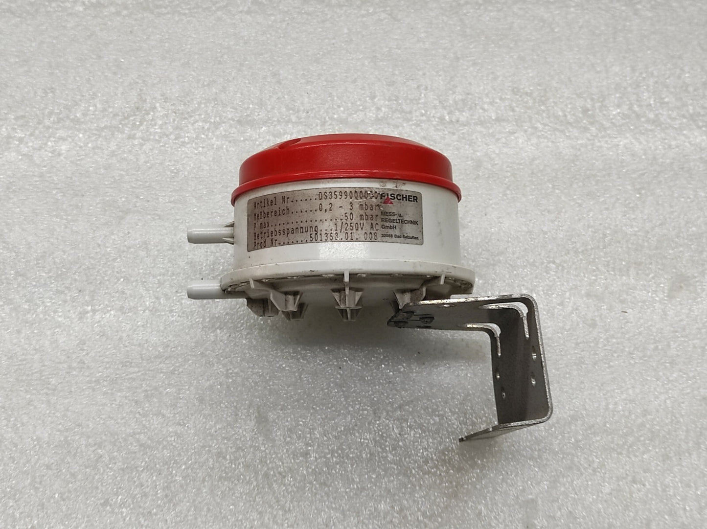 FISCHER DS3599000000 PRESSURE SWITCH 0.2-3 MBAR