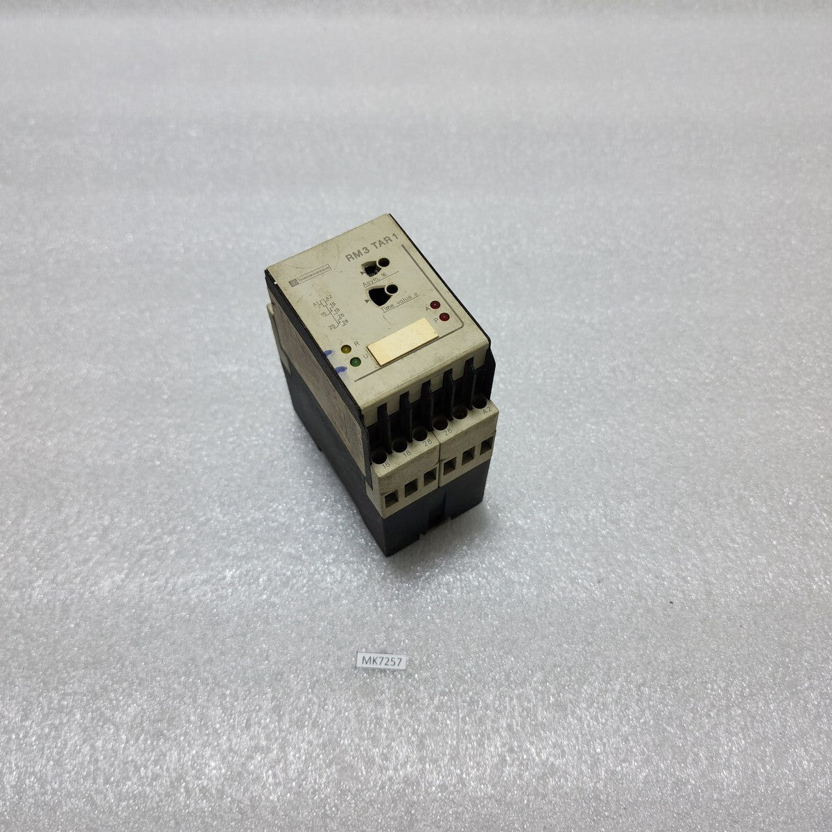 TELEMECANIQUE RM3 TAR1 TIME DELAY RELAY RM3 TAR113QN7 300-415V 06134