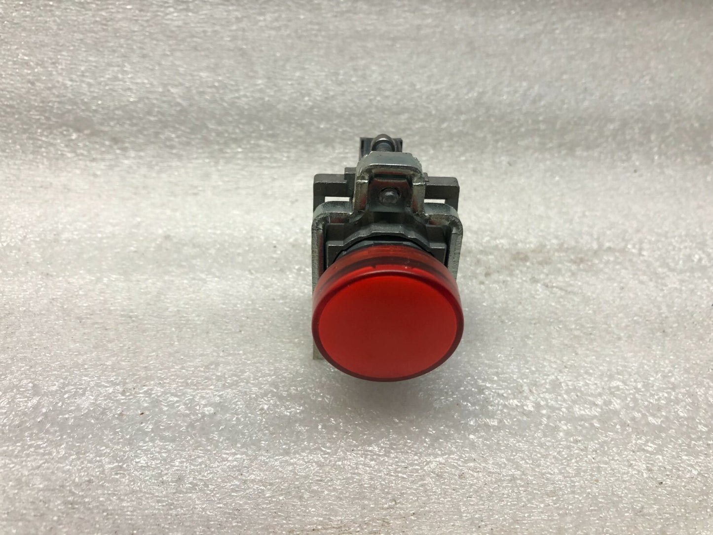 SE XB4 BVB4 RED METAL PILOT LIGHT 089193