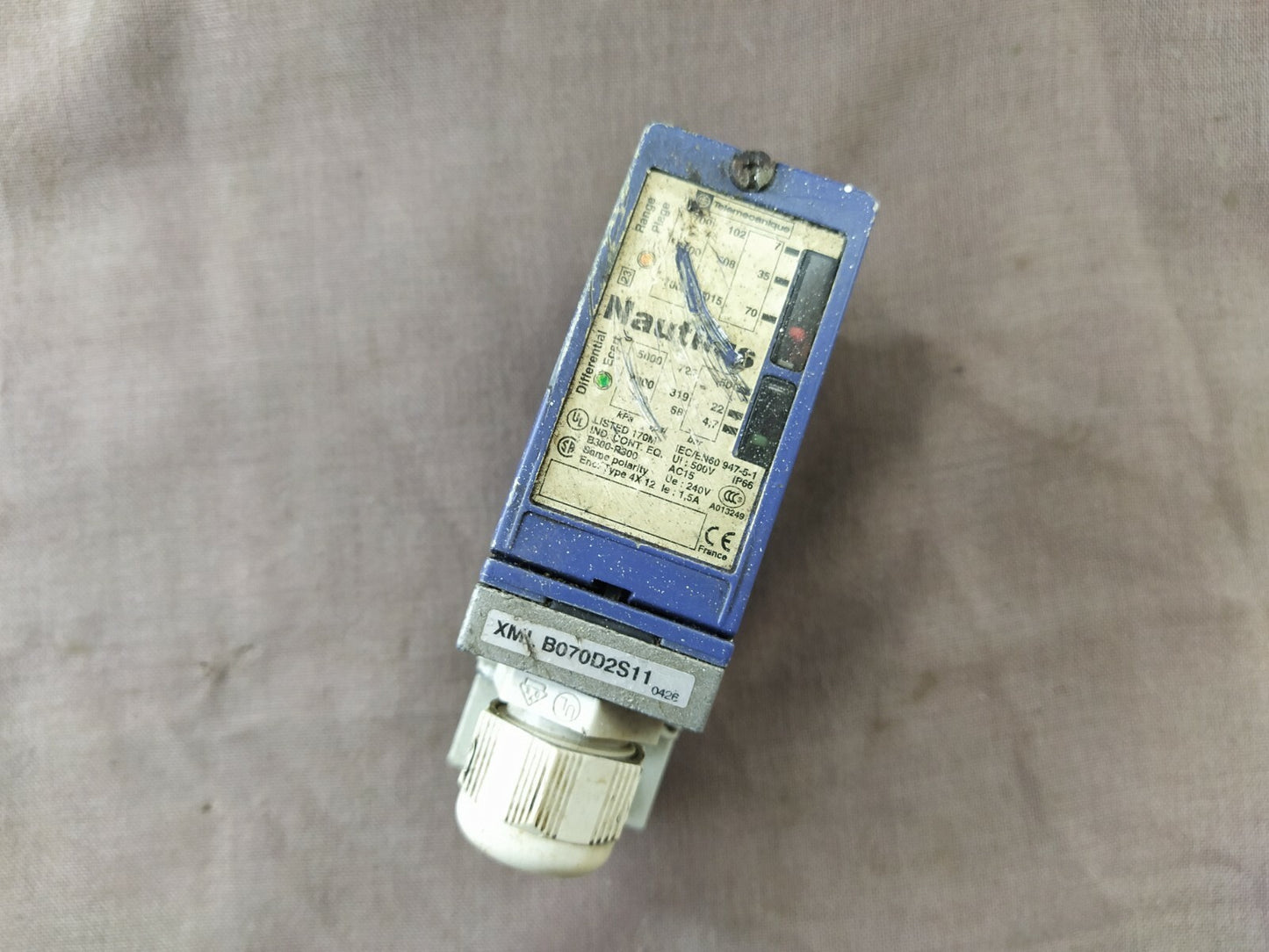 Telemecanique Nautilus XML B070D2S11 Switch XMLB070D2S11