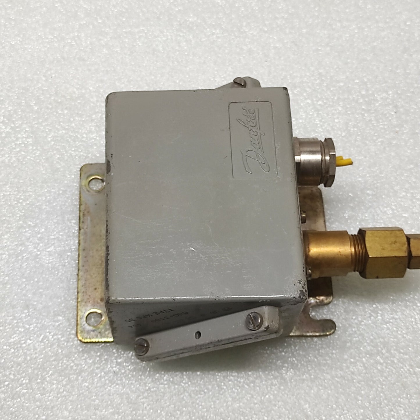 DANFOSS KPS35 PRESSURE SWITCH 060-3100 454