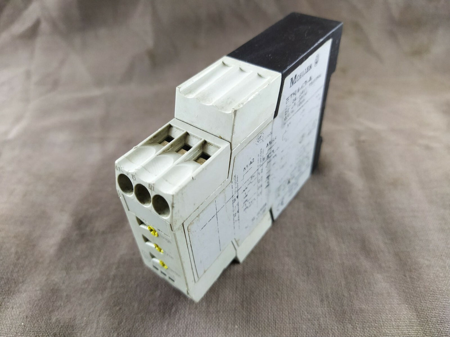 Moeller ETR4-69-A Timing Relay Multifunction 0.05s, 100h, 10 Ranges, 1 Changeove